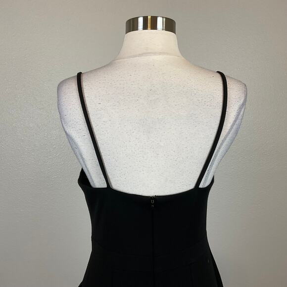 XSCAPE Sleeveless Ruffled Thigh Slit V-Neck Evening Gown Black Size 6 Formal - Picture 8 of 13